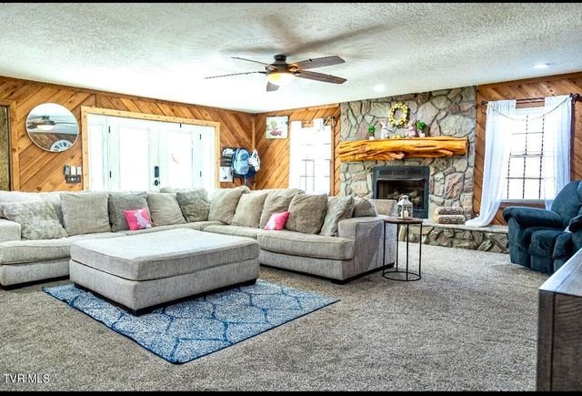 4946 Pole Bridge Road, Wise, VA 24293