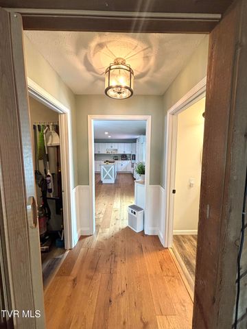 4946 Pole Bridge Road, Wise, VA 24293
