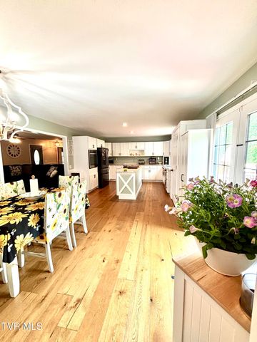 4946 Pole Bridge Road, Wise, VA 24293