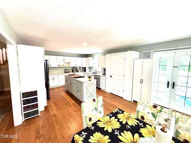 4946 Pole Bridge Road, Wise, VA 24293