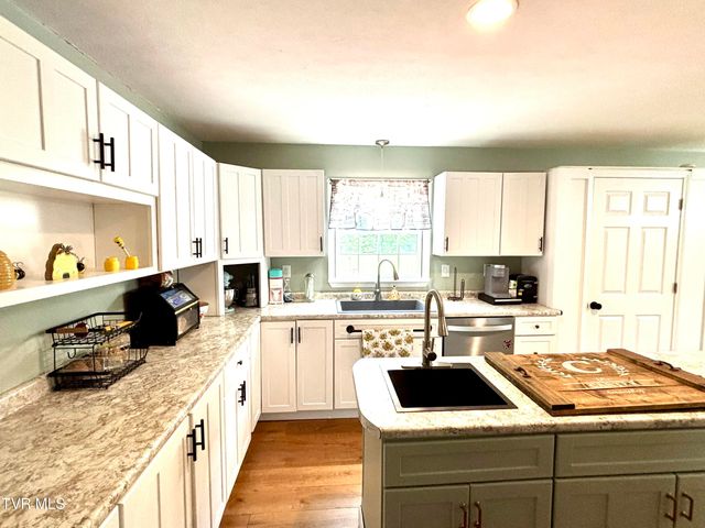4946 Pole Bridge Road, Wise, VA 24293
