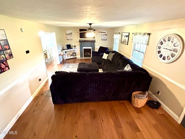 4946 Pole Bridge Road, Wise, VA 24293