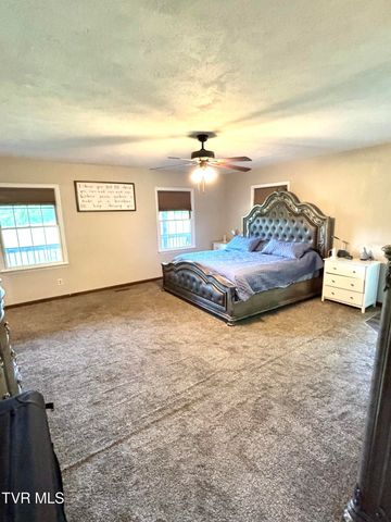 4946 Pole Bridge Road, Wise, VA 24293