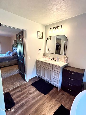 4946 Pole Bridge Road, Wise, VA 24293
