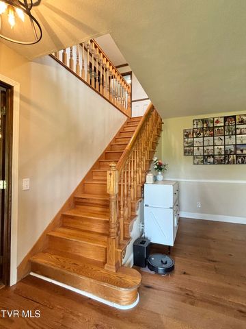 4946 Pole Bridge Road, Wise, VA 24293