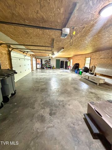 4946 Pole Bridge Road, Wise, VA 24293
