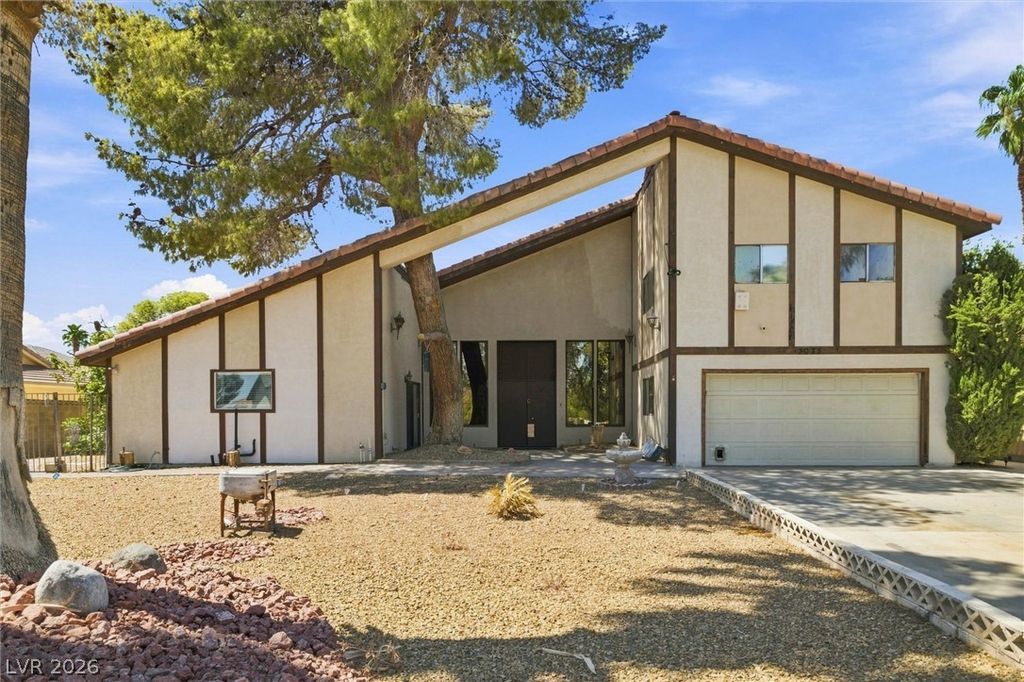3075 Rosanna Street, Las Vegas, NV 89117 — photo 2