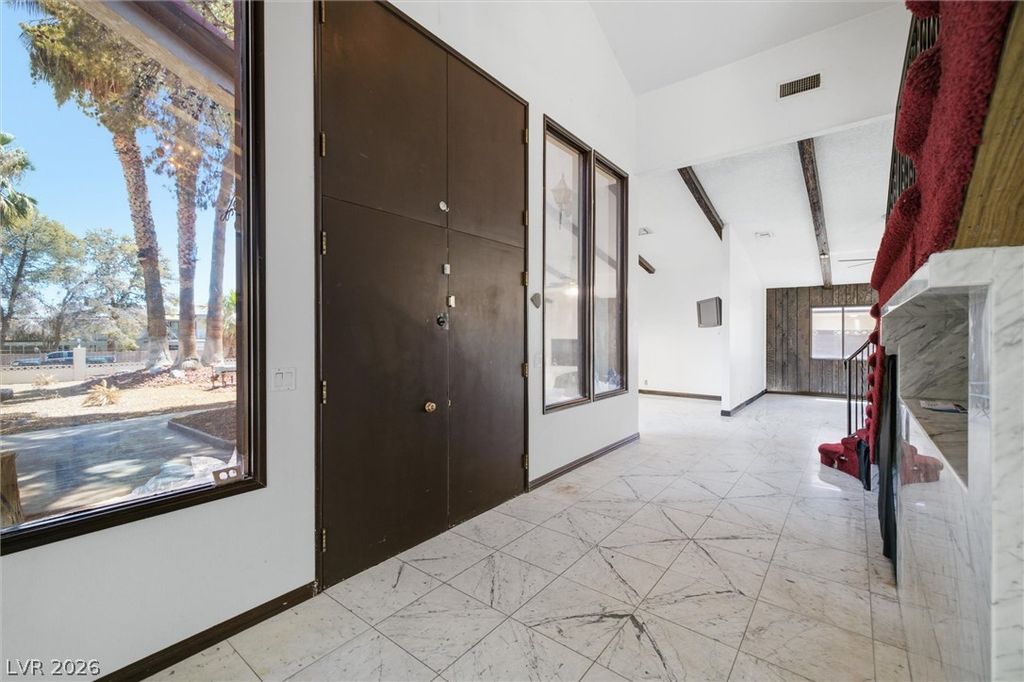 3075 Rosanna Street, Las Vegas, NV 89117 — photo 5