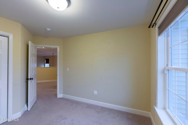 27 Hillman Loop, Round Lake, NY 12151