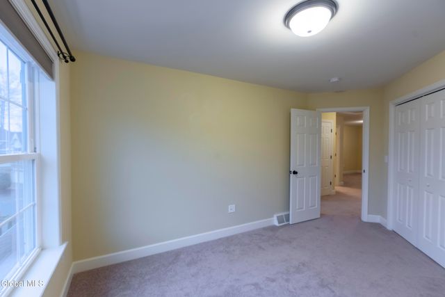 27 Hillman Loop, Round Lake, NY 12151