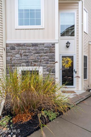 27 Hillman Loop, Round Lake, NY 12151