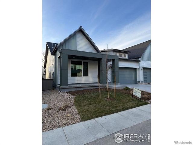 727 Kubat Lane B, Longmont, CO 80503