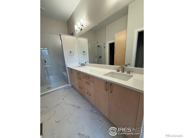 727 Kubat Lane B, Longmont, CO 80503