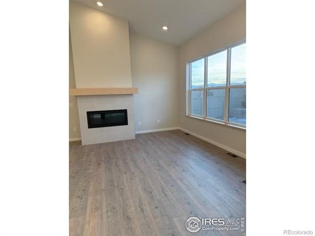 727 Kubat Lane B, Longmont, CO 80503