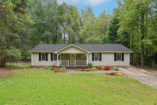 3735 Stonewall NW Drive, Kennesaw, GA 30152