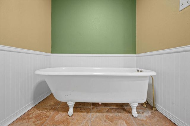 180 Maple Ln, Deridder, LA 70634