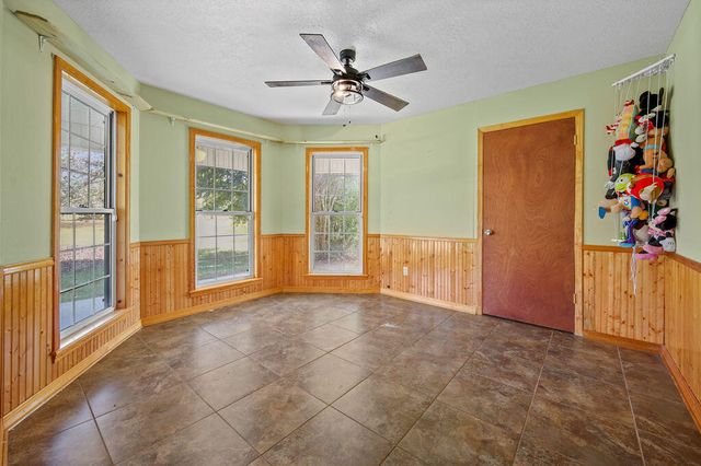 180 Maple Ln, Deridder, LA 70634