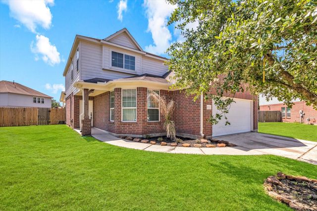 1722 Sun Point Court, Humble, TX 77396