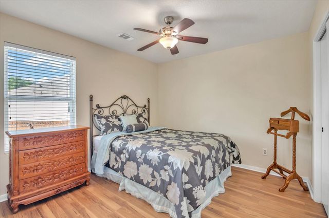1722 Sun Point Court, Humble, TX 77396