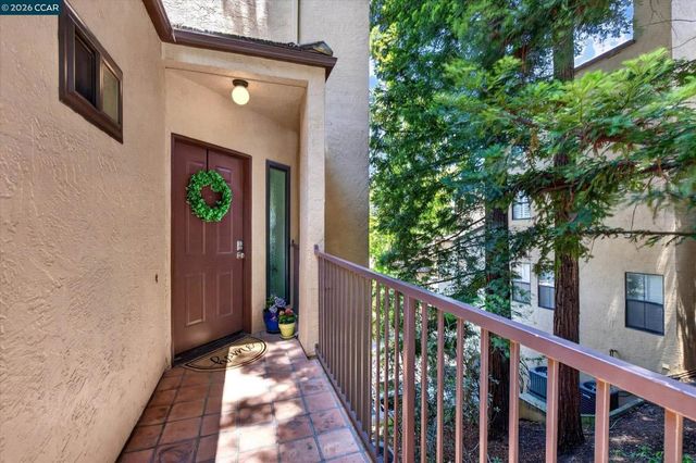 3279 Mt Diablo Ct 18, Lafayette, CA 94549