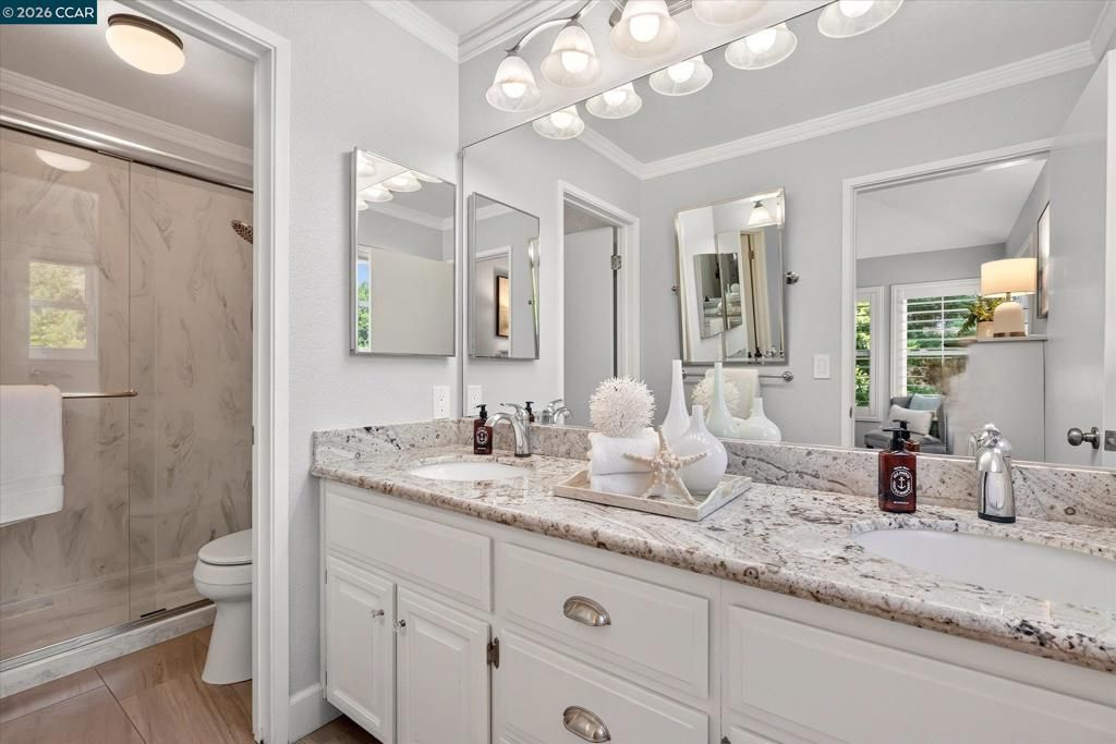 Image 24 of property listing at 3279 Mt Diablo Ct 18, Lafayette, CA 94549