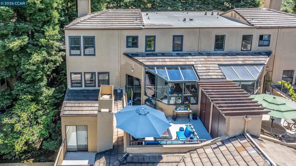 Image 36 of property listing at 3279 Mt Diablo Ct 18, Lafayette, CA 94549