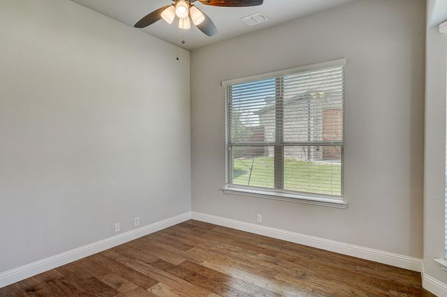 514 Zinnia Loop, Midlothian, TX 76065