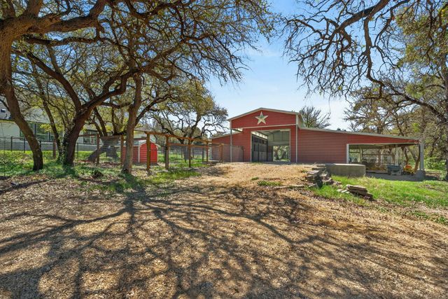 131 N Showhorse DR, Liberty Hill, TX 78642