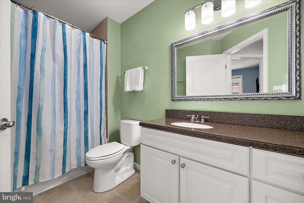Image 34 of property listing at 208 7TH ST #2, Ocean City, MD 21842