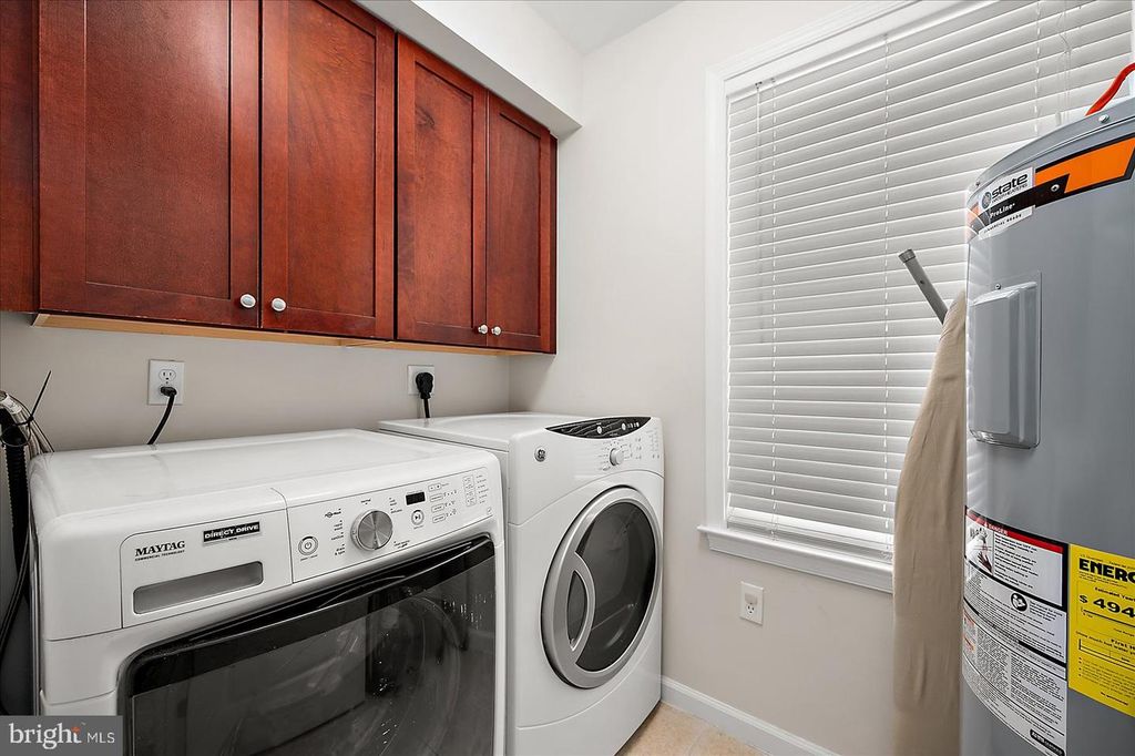 Image 43 of property listing at 208 7TH ST #2, Ocean City, MD 21842