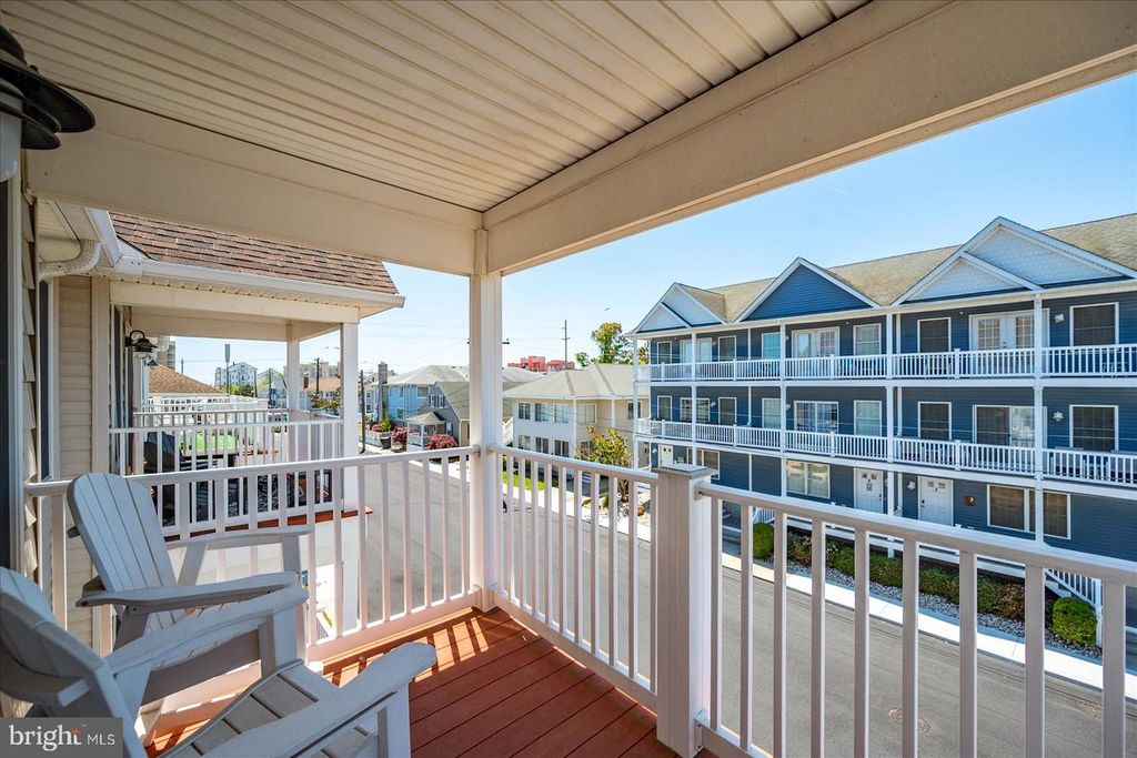 Image 44 of property listing at 208 7TH ST #2, Ocean City, MD 21842
