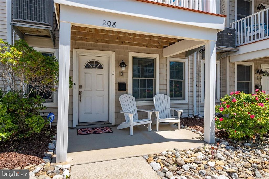 Image 63 of property listing at 208 7TH ST #2, Ocean City, MD 21842