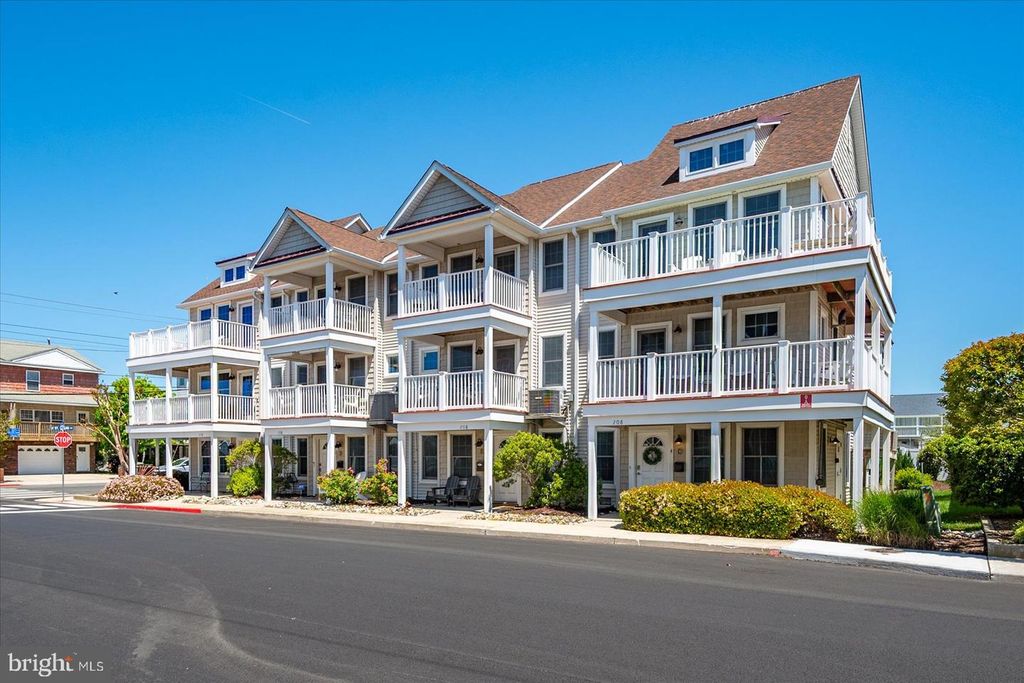Image 68 of property listing at 208 7TH ST #2, Ocean City, MD 21842