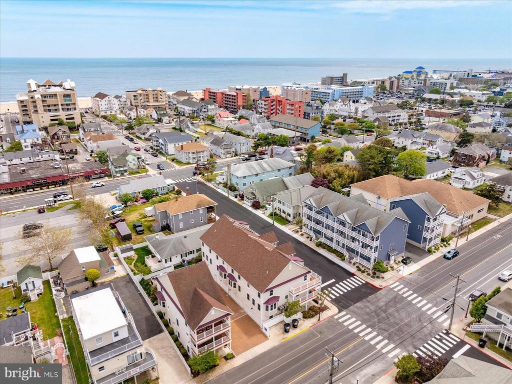 Image 73 of property listing at 208 7TH ST #2, Ocean City, MD 21842