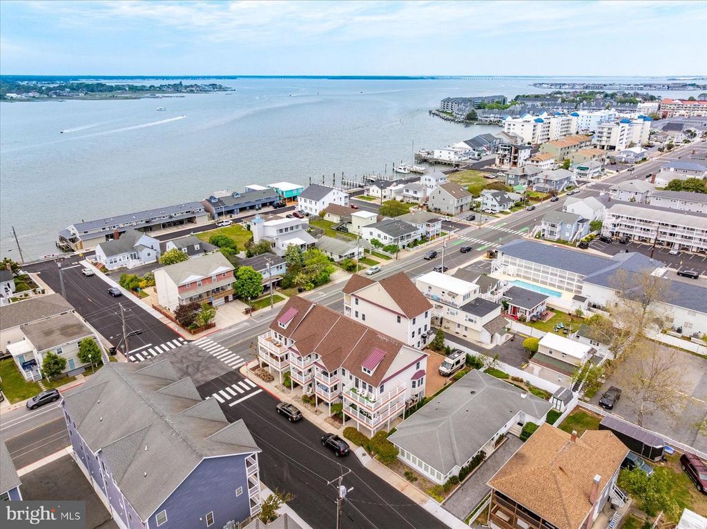 Image 75 of property listing at 208 7TH ST #2, Ocean City, MD 21842