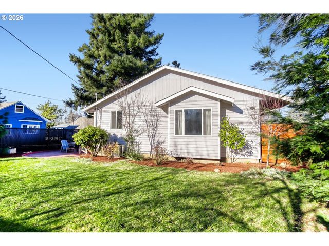 17741 Se Marie St, Portland, OR 97236