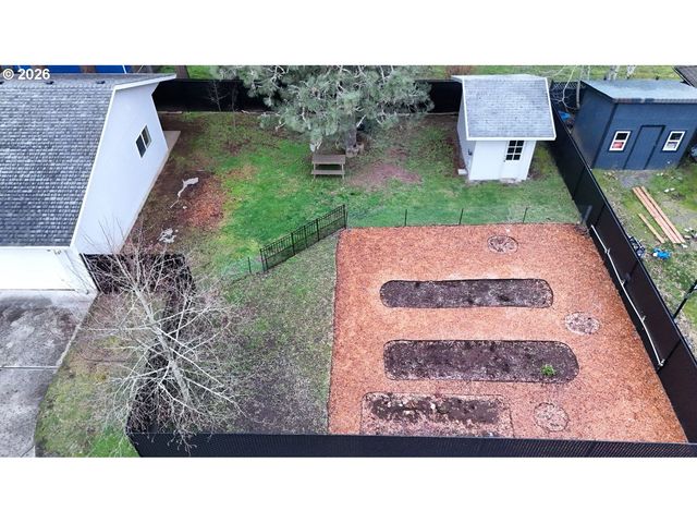 17741 Se Marie St, Portland, OR 97236