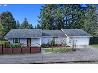 17741 Se Marie St, Portland, OR 97236