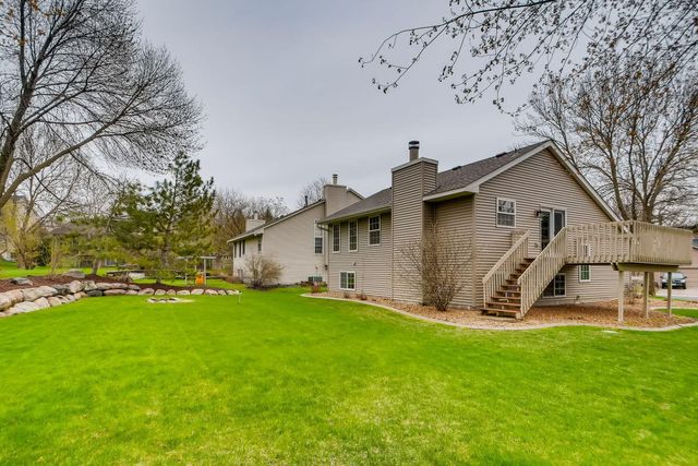 6512 Gray Fox Curve, Chanhassen, MN 55317