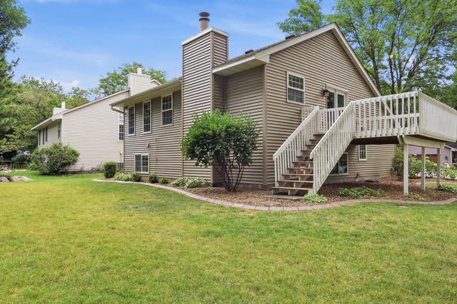 6512 Gray Fox Curve, Chanhassen, MN 55317