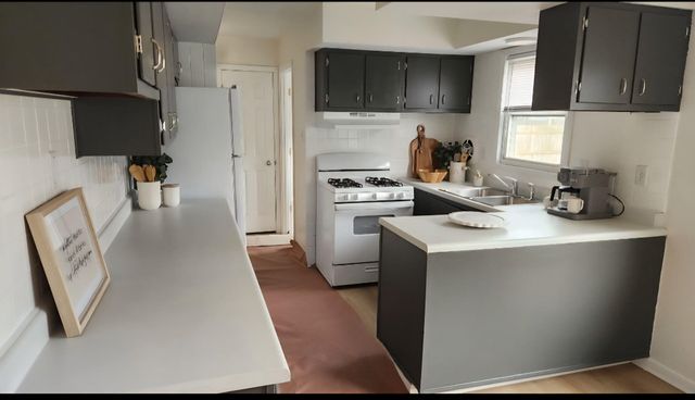 723 Fox River Road, Valparaiso, IN 46385