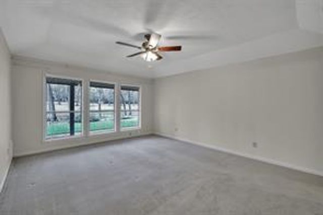 109 Hiwon Drive, Conroe, TX 77304