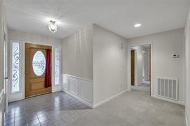 109 Hiwon Drive, Conroe, TX 77304