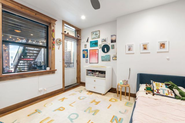 1803 W HURON Street 2, Chicago, IL 60622