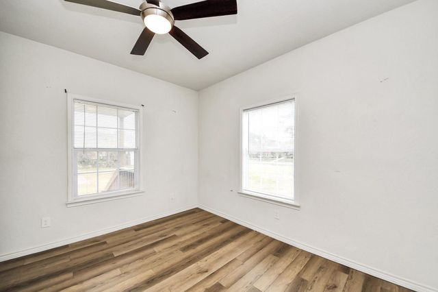 9325 Grady Street, Houston, TX 77016