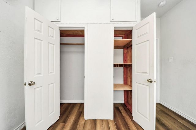 9325 Grady Street, Houston, TX 77016