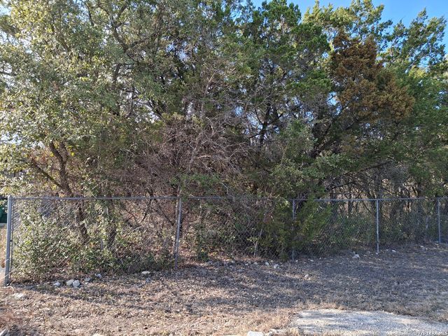 501 Eastview, Canyon Lake, TX 78133