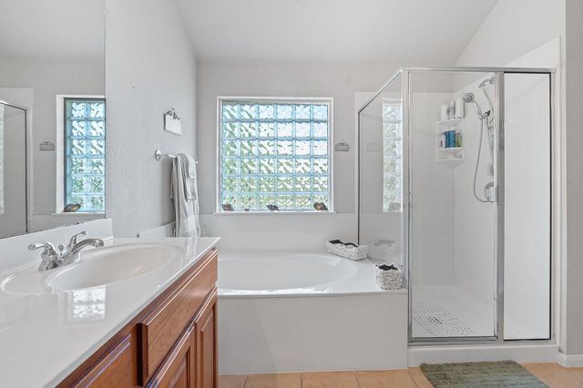 1024 Portchester Castle PATH, Pflugerville, TX 78660