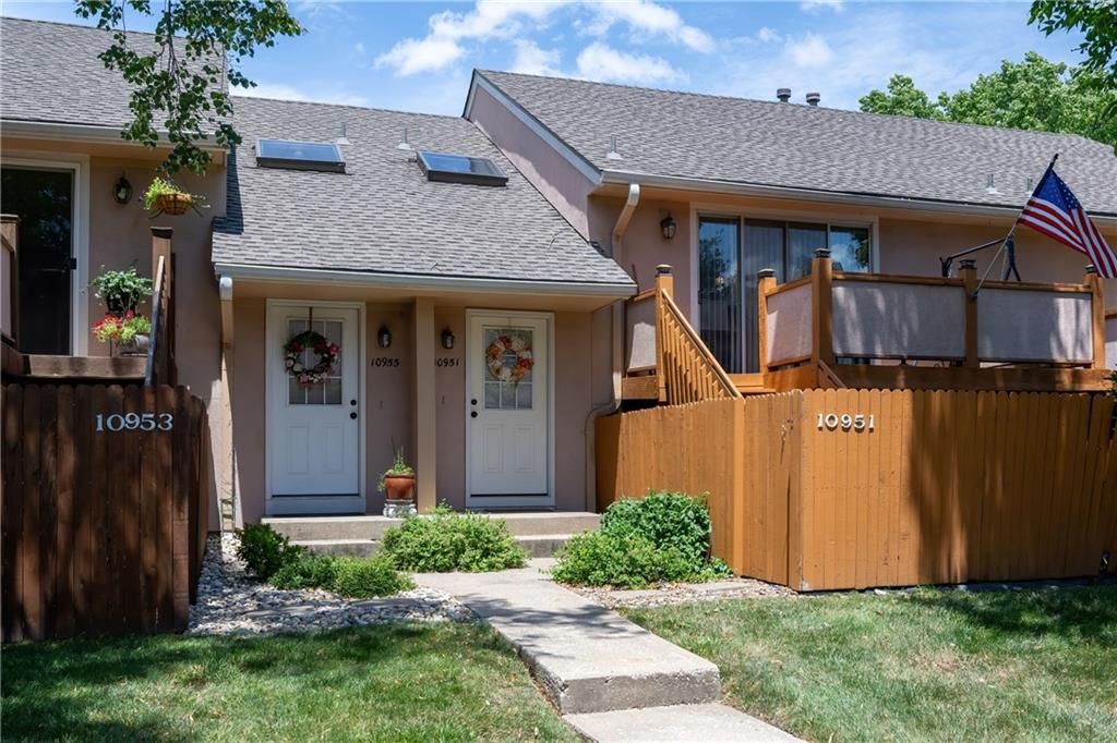 10951 Gillette Street, Overland Park, KS 66210
