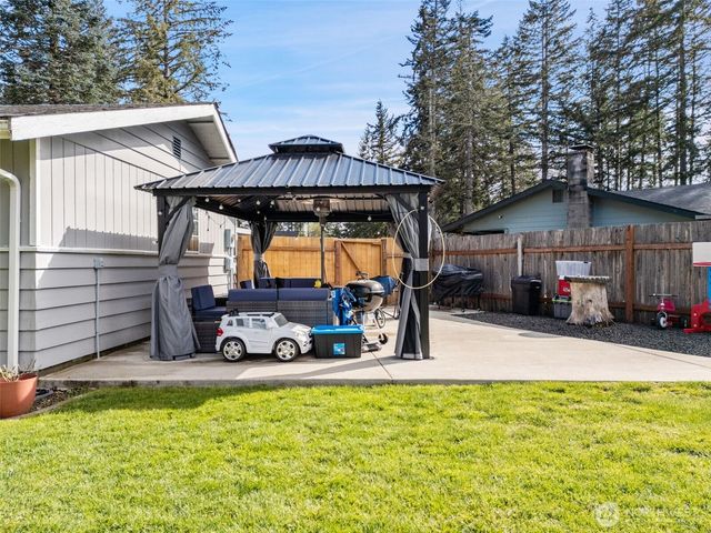 20 E Oak Place, Shelton, WA 98584